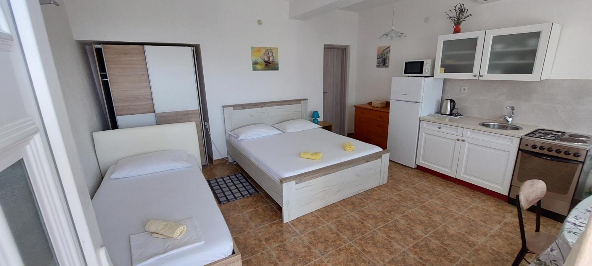 Apartments Dana Omiš Rum bild